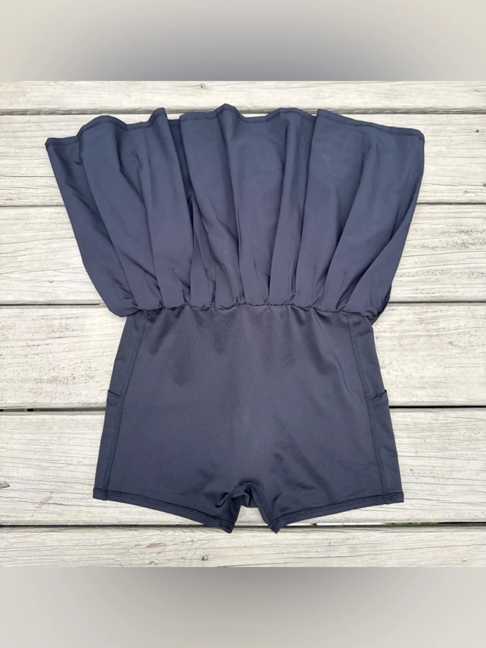 Alo Yoga Varsity Tennis Pleated Skirt in black size XS